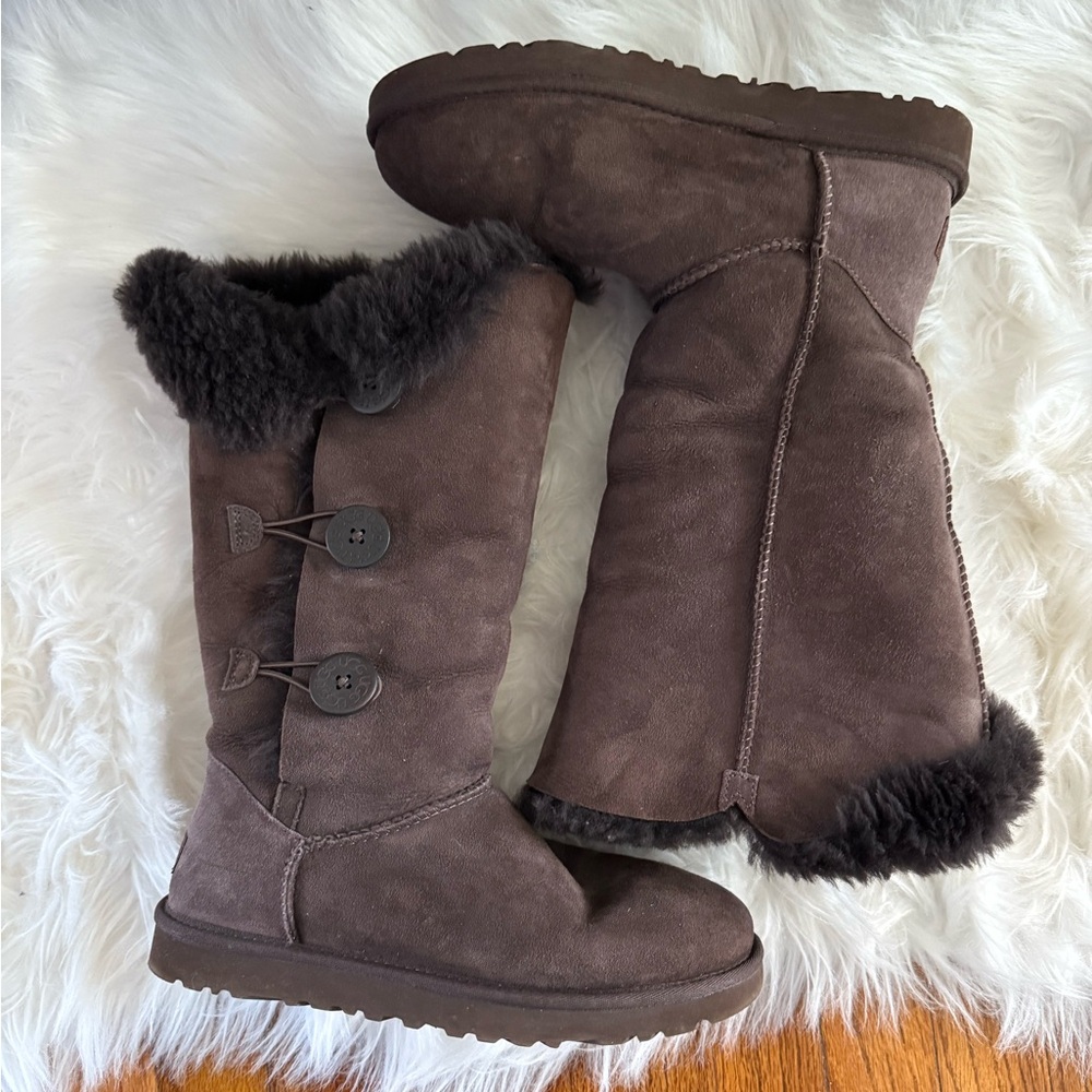 UGG Brown Winter Boots with Black Fur